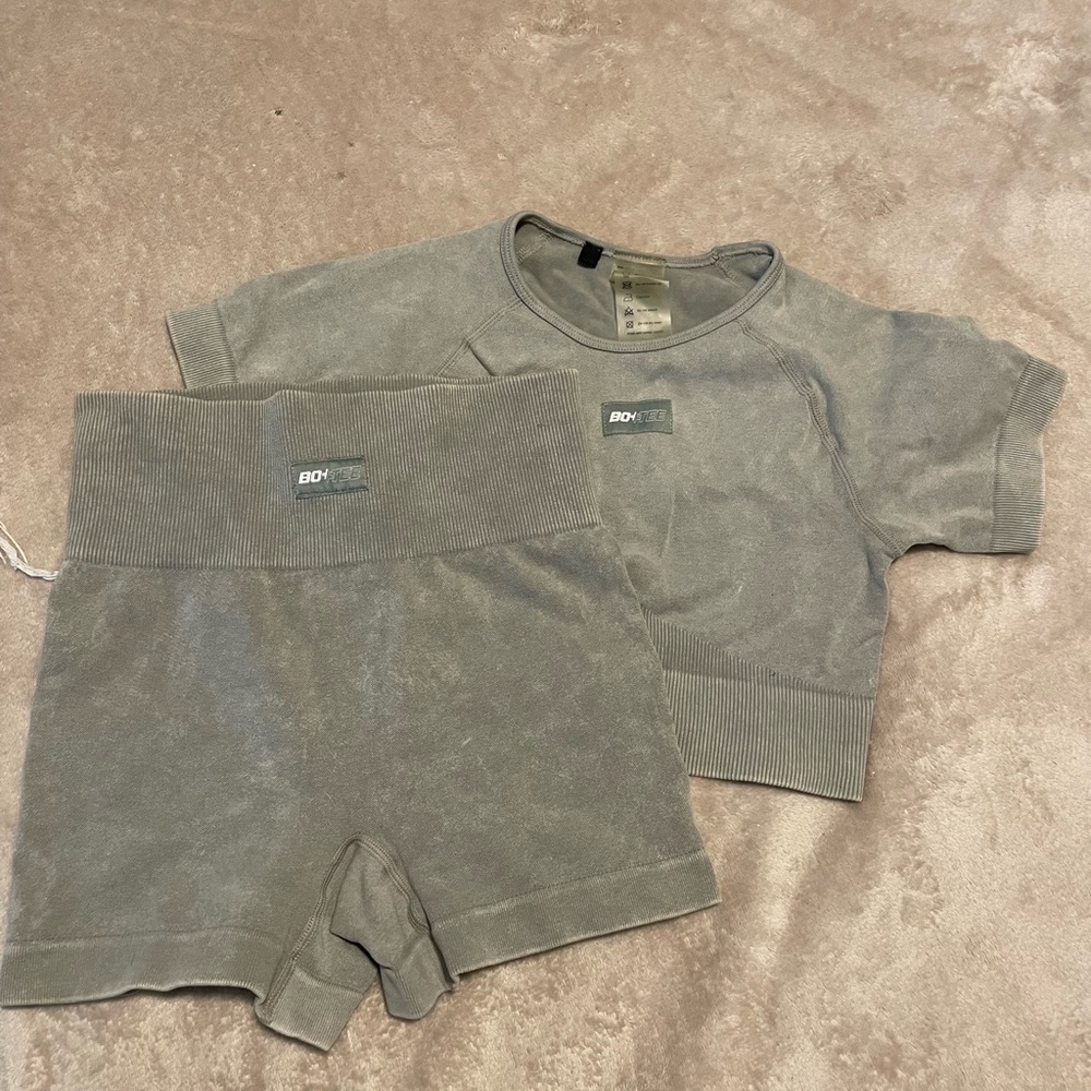 BO+TEE Gray Lounge Set